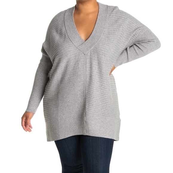 STITCHDROP GREY DOLMAN SLEEVE V-NECK SWEATER - Picture 3 of 3